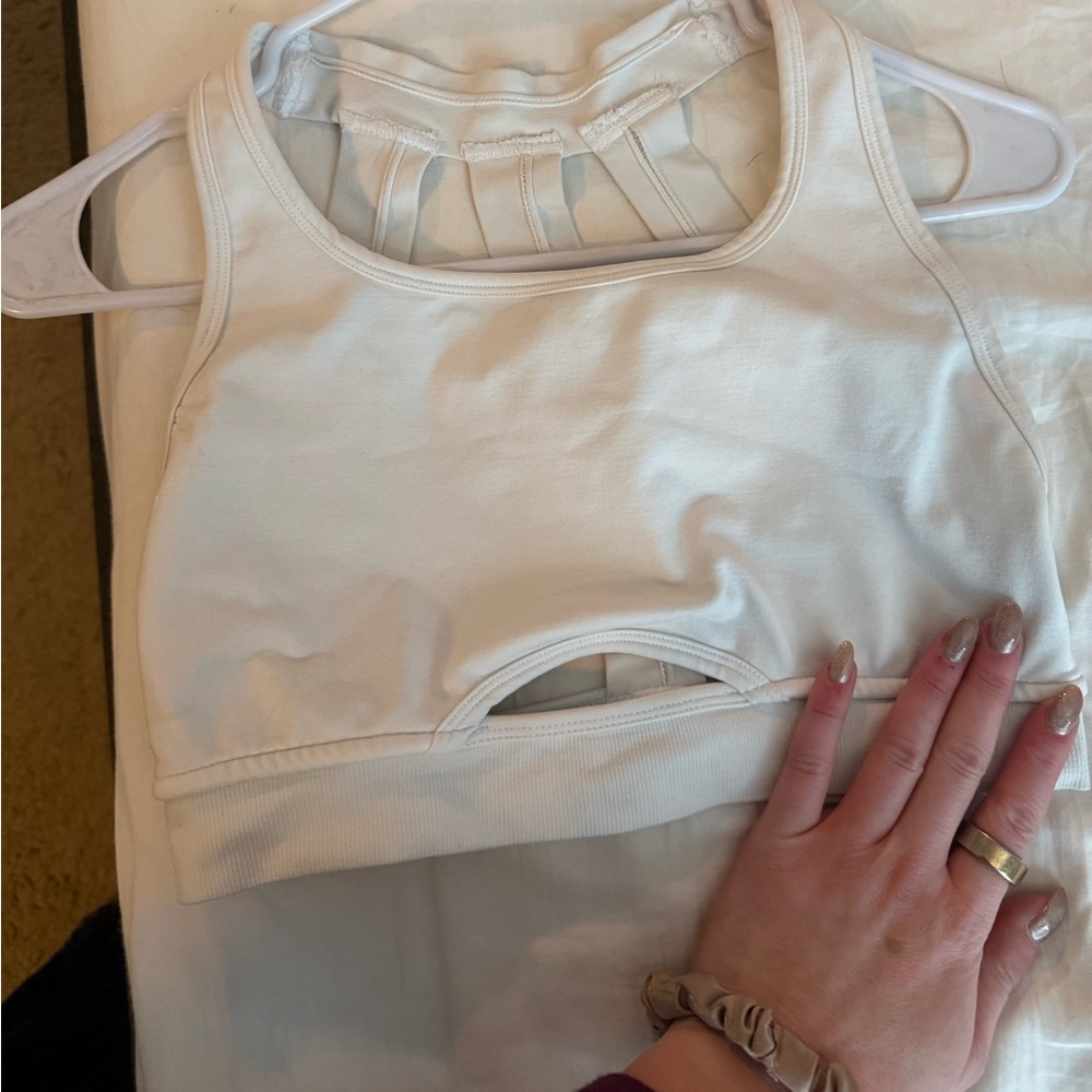 Alphalete Amplify Trinity Sports Bra size small / white